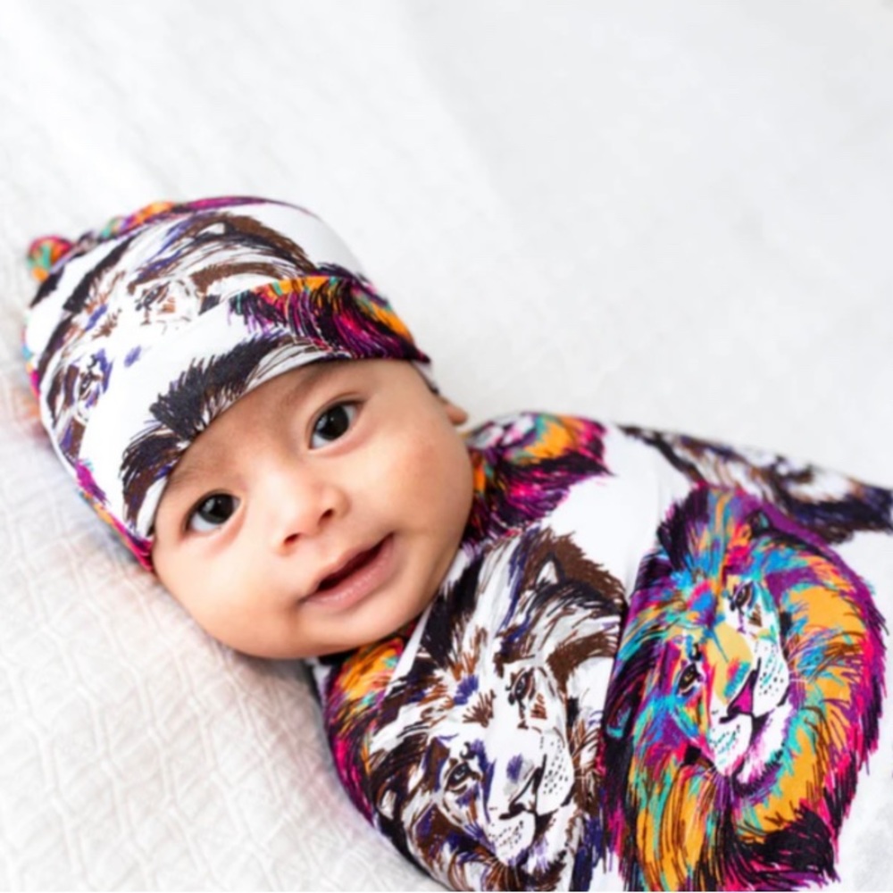 🦁NIB LBB Swaddle Set🦁